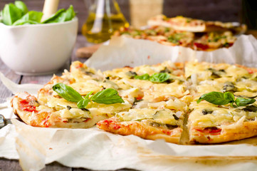 Healthy vegetables and mushrooms vegetarian pizza