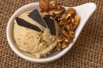 Walnut ice cream with chocolate pieces