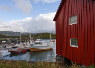 Przystań na norweskiej wyspie Leka