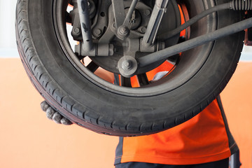 changing tyre of car