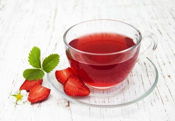 Fruit tea with strawberries