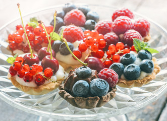 Mini fruit tarts