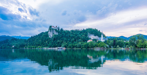 Naklejka premium Bled / Slowenien Abendpanorama