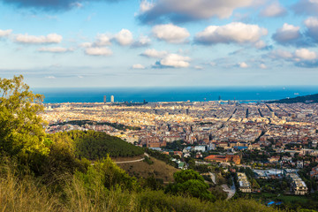 Obraz na płótnie Canvas Panoramic view of Barcelona