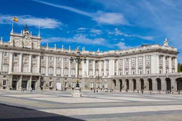 Fototapeta na wymiar Royal Palace in Madrid, Spain