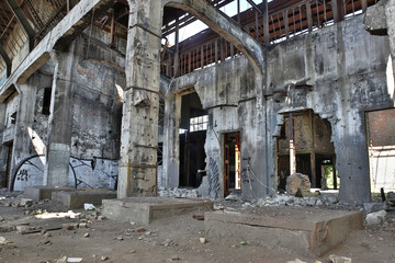 Fototapeta na wymiar abandoned factory, industrial background