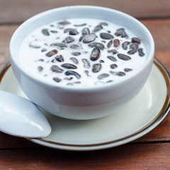 Obraz na płótnie Canvas Black bean soup with coconut milk