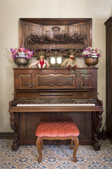 Fototapeta na wymiar Antique piano style