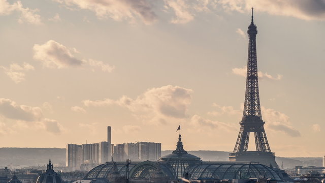 Time Lapse from the Rooftop of the Printemps in Paris, France