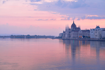 Fototapeta na wymiar Parliament building in Budapest, Hungary at sunrise