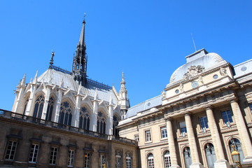 Fototapeta na wymiar Paris / Sainte Chapelle et Palais de justice