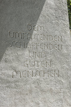 PAXMAL von Karl Bickel, Inschrift, ob Walenstadt, St. Gallen, Schweiz