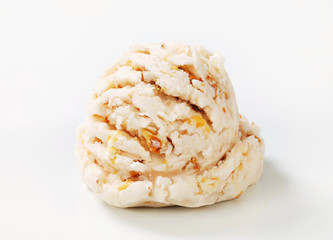 Walnut ice cream