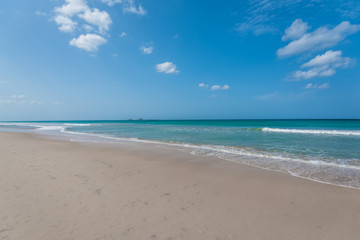Fototapeta na wymiar Beautiful beach landscape in hot sunny day