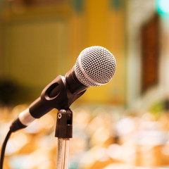 Microphone