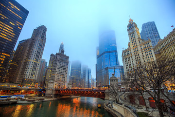Fototapeta na wymiar Chicago downtown and Chicago River