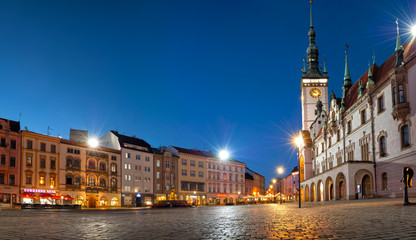OLOMOUC, CZECH REPUBLIC - JULY 2 2015: The Upper Square in Olomouc - obrazy, fototapety, plakaty