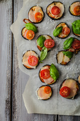 Vegetable mini pizza