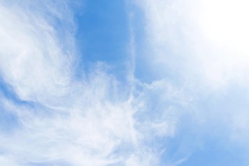 Fototapeta premium White cloud on blue sky