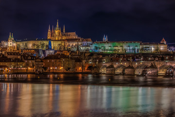 Fototapeta na wymiar View of Prague Castle at Night