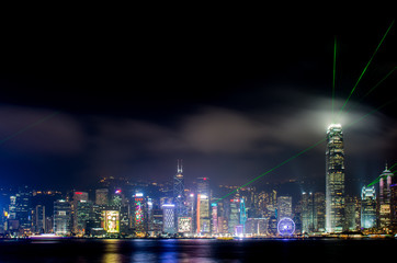 Plakat 香港の高層ビルの夜景　