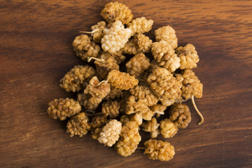 dried mulberry