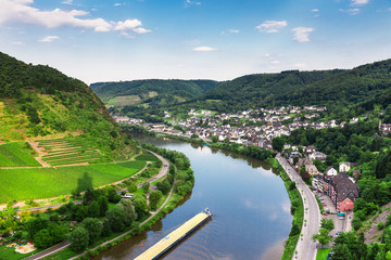 Fototapeta na wymiar Cochem on the Moselle river