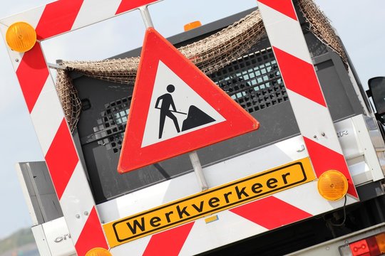 niederl&auml;ndisches Verkehrszeichen: Baustelle