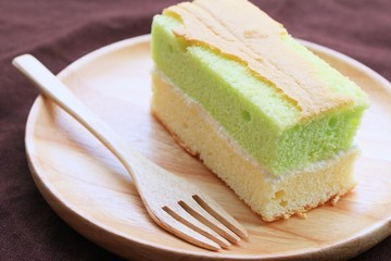 Pandan cake with cream