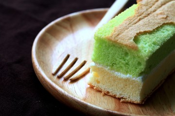 Pandan cake with cream