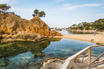 Strand bei Playa d&acute;Aro an der Costa Brava in Spanien