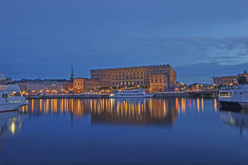 Fototapeta premium Schloss in Stockholm am Abend
