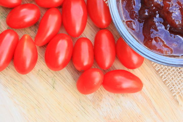 Fresh tomatoes and yam