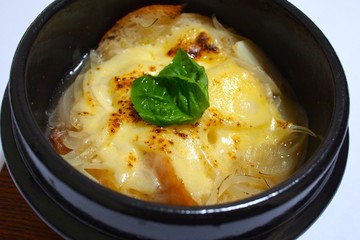 オニオンスープグラタン