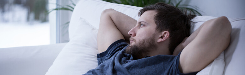 Obraz premium Man suffering from insomnia
