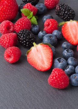 Mixed berry fruits