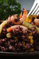 Insalata de arroz venere with zucchini , katkaravut y ذرة © Comugnero Silvana