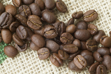 麻袋とコーヒー豆