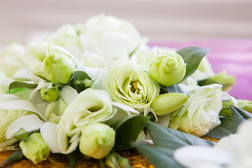 Fototapeta premium Floral arrangement at a wedding ceremony