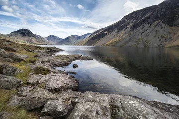 Fotobehang Stunning landscape of Wast Water with reflections in calm lake w © veneratio