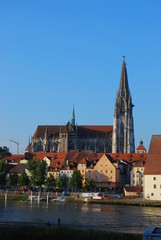 Blick zum Regensburger Dom