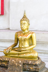 Golden statue in Wat Phrasrisanpeth