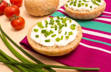 buns with cottage cheese and fresh radish