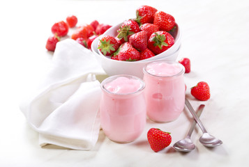 strawberry yogurt