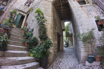 Fototapeta na wymiar Street view in old town Trogir