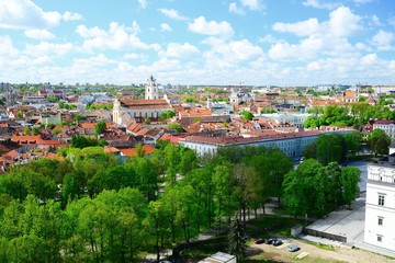 Fototapeta na wymiar View to the Vilnius city from Gediminas castle hill