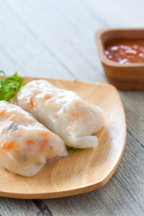Fresh noodle spring rolls
