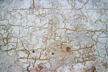 Risse in einer Hauswand