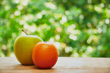Orange and apple - 86501528