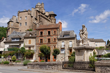 Village et chateau d'Estaing